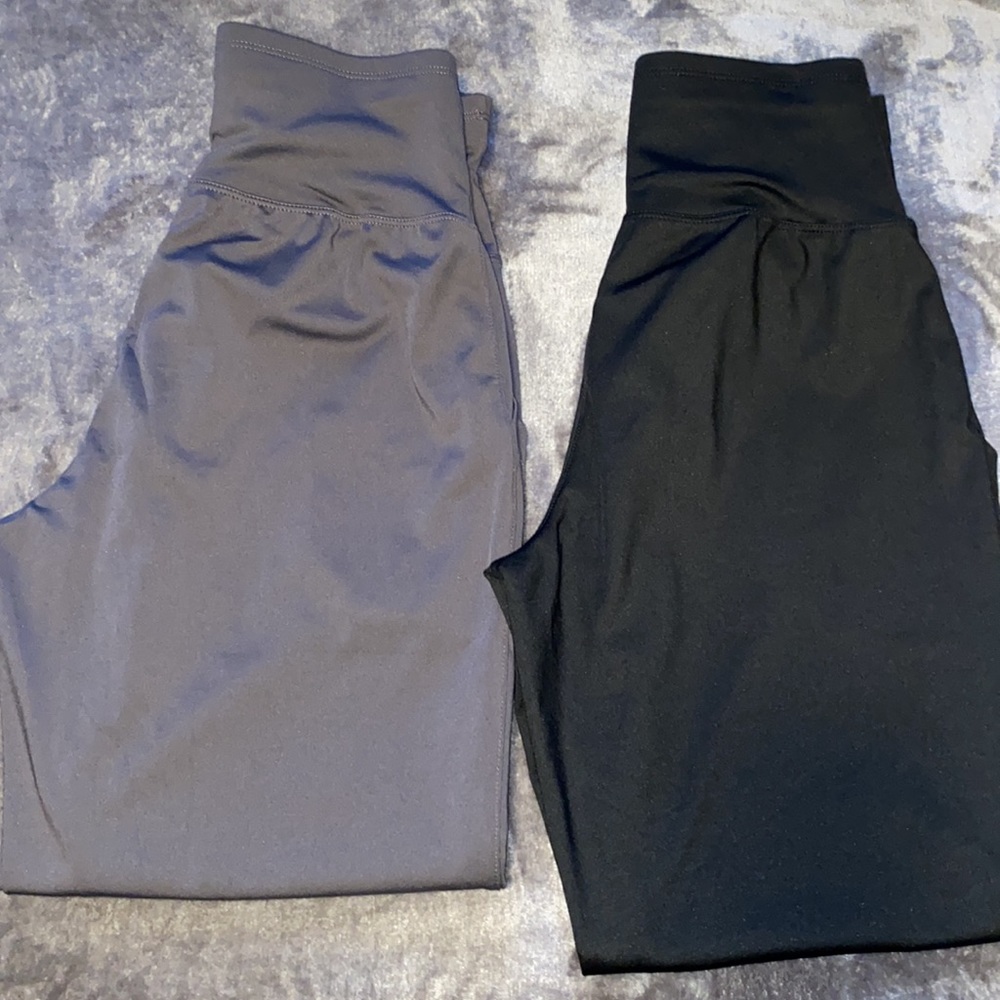 Gray Sports Wear Leggings Size Medium